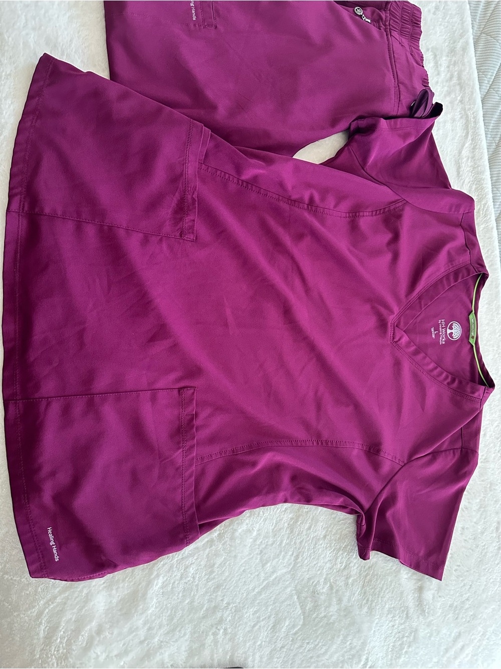 HH Works Burgundy Scrub Set • Large top/ Small petite jogger pants - Picture 5 of 6